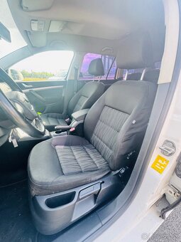 Škoda Octavia Combi 1.9 TDI PD 4x4 Elegance / Ťažné / - 8