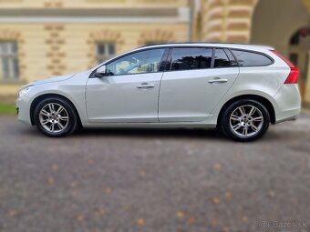 Volvo V60 DRIVe - 8