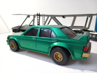 Model auta Mercedes Benz 190E - 8