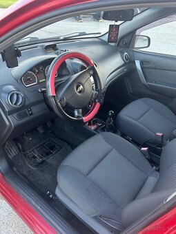 Chevrolet Aveo - 8