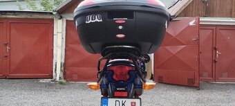 Honda CBF125M - 8