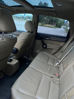 Honda CR-V 2.2CDTi - 8