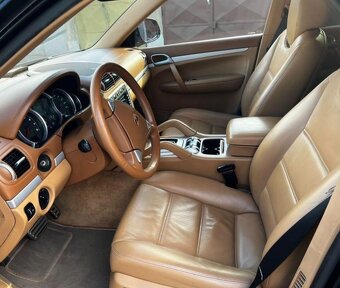 PORSCHE CAYENNE S - Black on Black - 8