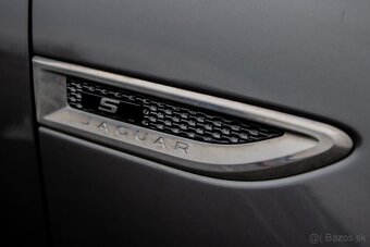 Jaguar E-Pace 2.0 AT9 110kW AWD Black Edition odpočet DpH - 8