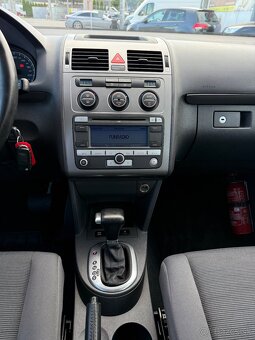 Volkswagen Touran 1.9TDI Conceptline - 8