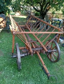 Starý drevený konský voz - rebriňak II - 8