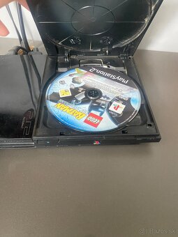 Predávam Playstation 2 s hrami a ovládačmi - 8