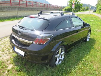 OPEL ASTRA GTC 1.9 CDTi Cosmo - 8
