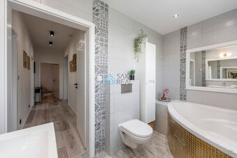 TOP zariadená novostavba, bazén, štýl a kvalita - Seleška - 8