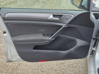 Volkswagen Golf Variant 2015 1.6TDI (porucha motora) - 8