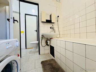 NA PREDAJ 3-IZBOVÝ BYT, ŽILINA-HLINY - 8