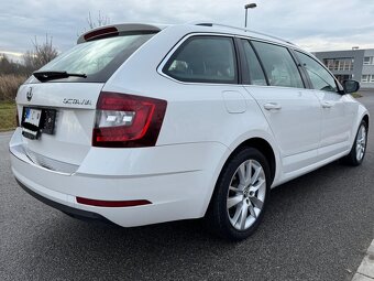 Škoda Octavia Combi 2,0tdi Style 7DSG - 8
