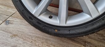 Predám Orginal VW elektrony 5X112 R18 235/40r18 - 8