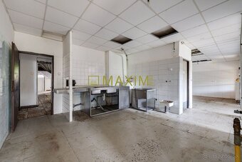 Ponúkame na predaj obchodný priestor Hraničiarskej ulici v Č - 8