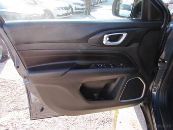 Jeep Compass 1.5 e-Hybrid LIMITED A7 - vozidlo v ZÁRUKE - 8