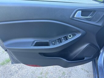 Predám Hyundai i20 - 8