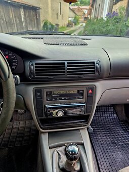 Volkswagen Passat 1.9 TDI - 8