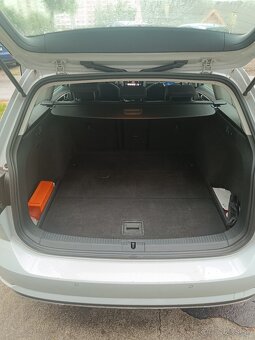 VOLKSWAGEN GOLF 7 Variant 2.0 TDI 110kw - 8