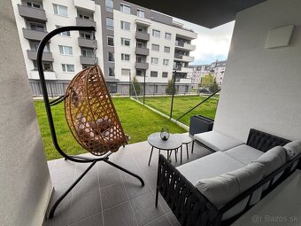 NOVÝ PEKNÝ 2i BYT 59 m2 SO ZÁHRADOU 74m2 a PARKOVACÍM MIESTO - 8
