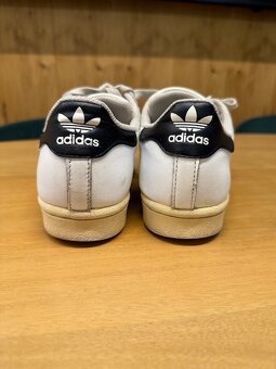 Darujem tenisky Adidas Superstar - 8
