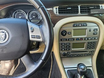 Jaguar x type 2.0 diesel. 12/2008 - 8