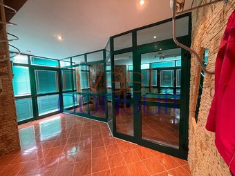 2278 NA PREDAJ  V KOMÁRNE KOMPLEX BUDOV - 8