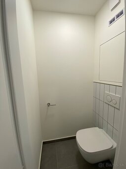 SÍDLISKO III - 3 IZBOVÝ BYT - PRENÁJOM - 8