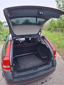 Kia Ceed SW 1.4 - 8