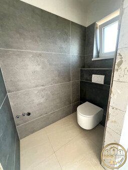 BUNGALOVY S FOTOVOLTAIKOU A TEPEL.ČERPADLOM v obci Podlužany - 8