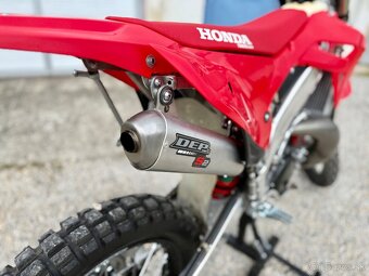 Unikatna Honda CR250R - 8