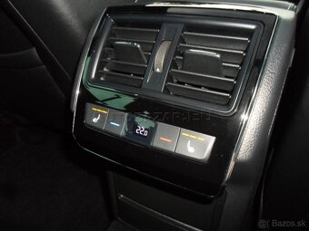 Škoda Superb IV Combi Sportline–360 kamera,panoráma,webasto - 8