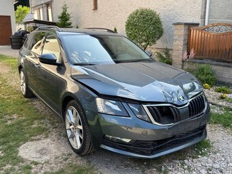 Škoda Octavia III facelift 2.0tdi Dsg 4x4 2018 POJAZDNÉ - 8