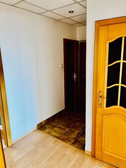 PRIESTRANNÝ 3 izbový byt, 79m2, Sídlisko II, HE - 8