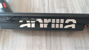 Elektrická kolobežka Aprilia ESR2 - 8