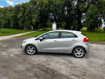 Kia Rio 2013 - 8