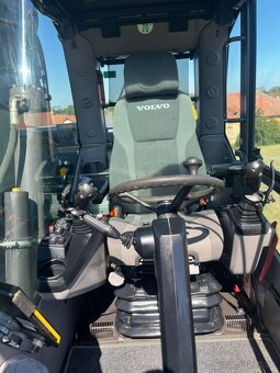 Kolesové rypadlo Volvo EW160E - 8
