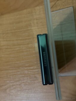 PREDANÉ Dobrý deň Ponúkam na predaj Samsung Galaxy Z Flip 5 - 8