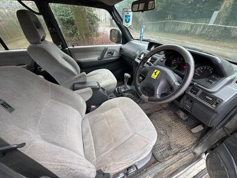 Mitsubishi pajero 3.0v6 24v - 8