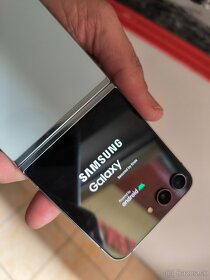 Samsung Galaxy Z FLIP 5 5G 256GB - 8
