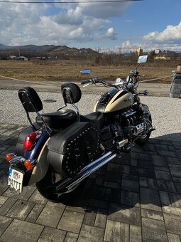 Honda valkyrie 1500 - 8