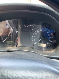 Predám Škodu Octaviu 1.9 TDI 81 KW na náhradne diely - 8