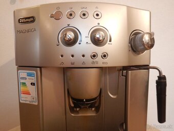 kávovar DeLonghi Magnifica ESAM 4200 - 8