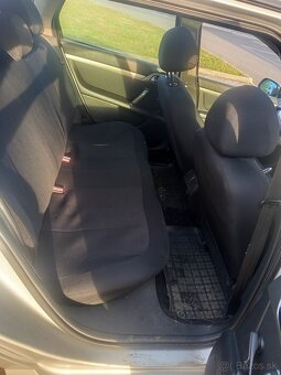 Peugeot 407sw - 8