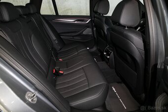 BMW 530d xDrive Touring G31 210kW MPaket Pano Laser H/K Tažn - 8