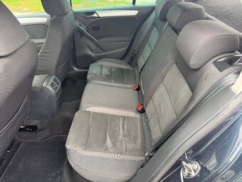 Volkswagen Golf VI 2.0 tdi automat Highline - 8