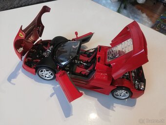 1:18 FERRARI F50 cabrio Bburago cervena - 8