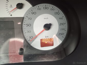 Predám Renault Thalia - 8