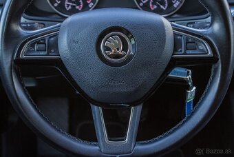 Škoda Superb 2.0 TDI Ambition - 8