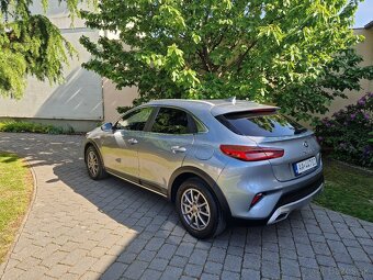 Kia Xceed 1,5T-GDI benzín 117,5 Kw,160 k - 8
