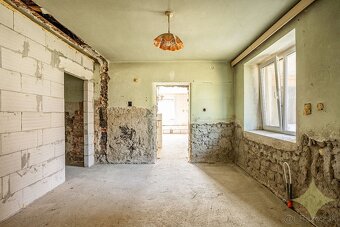 Exkluzívne na predaj rodinný dom s pozemkom 754m2 priamo v c - 8